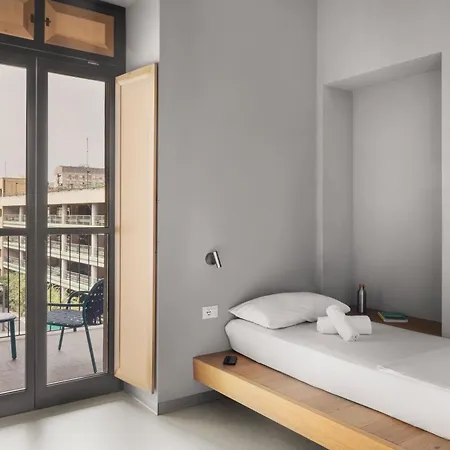 Combo بيت شباب تورينو